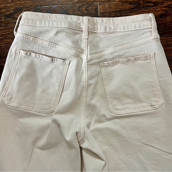 Old Navy Women’s Ivory OG Loose Utility Jeans size 8 Tall - Picture 6 of 7